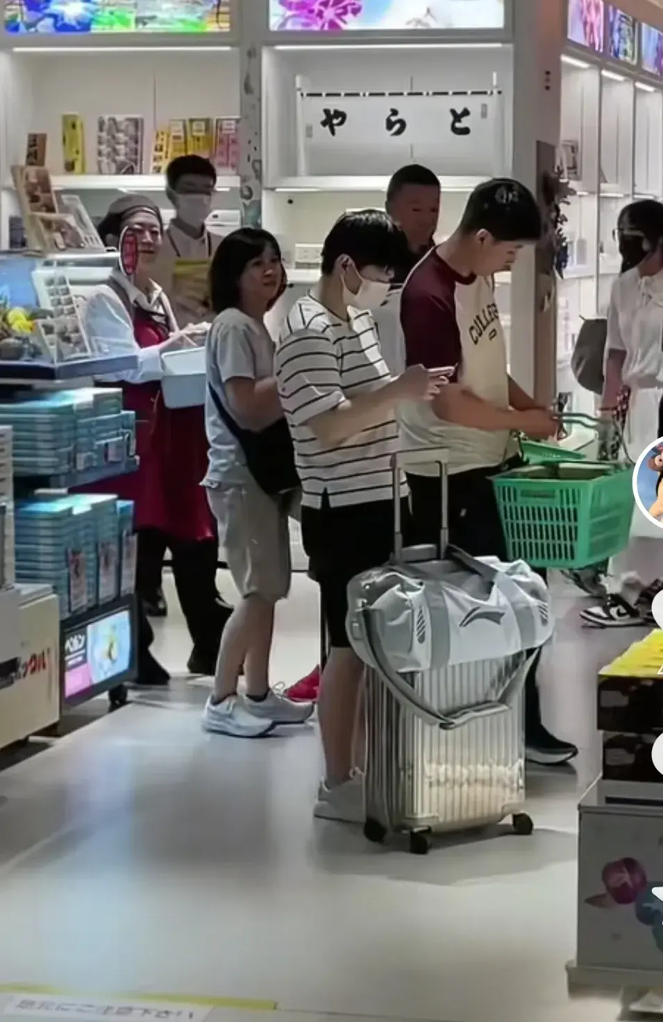 对着自己, msn 对着自己, msn