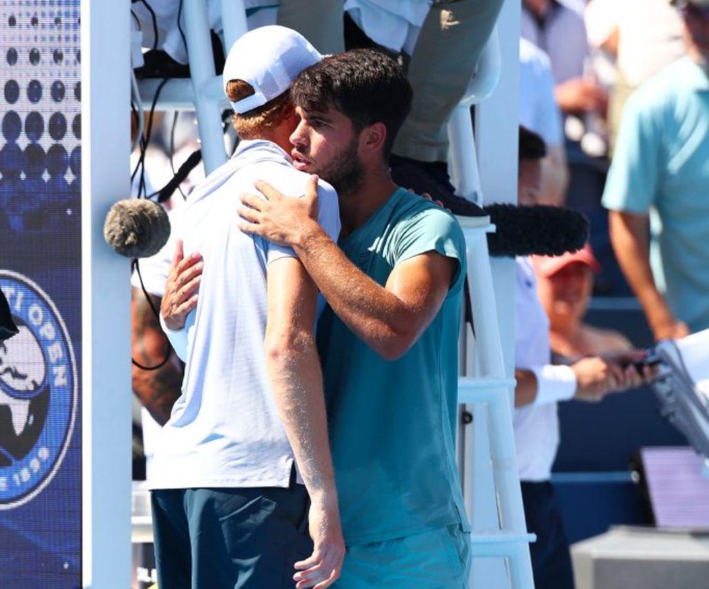 赛的冠军, 暂的交流