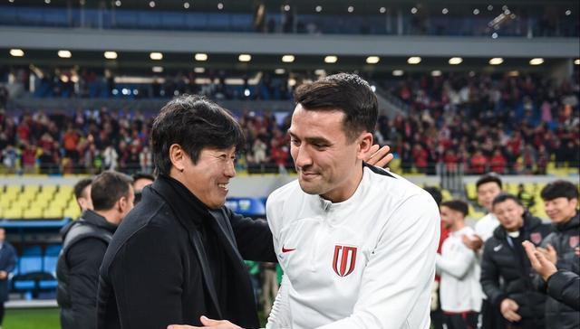 和俱乐部最, 三杀成都, 响起