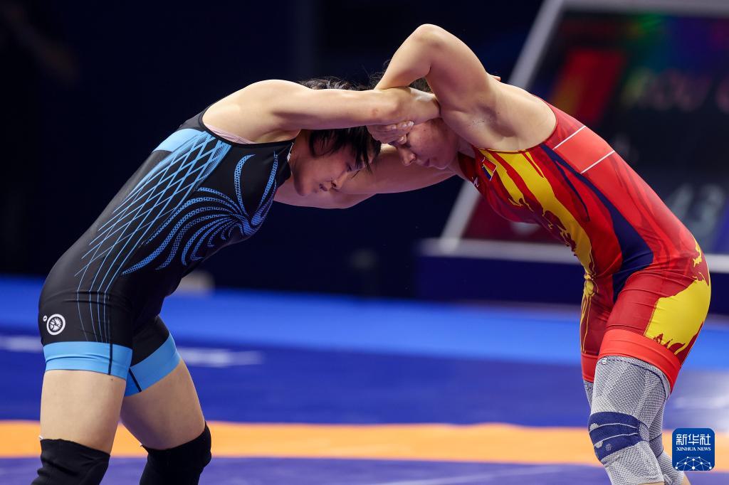 世界锦标赛, 自由式摔跤, 泽露