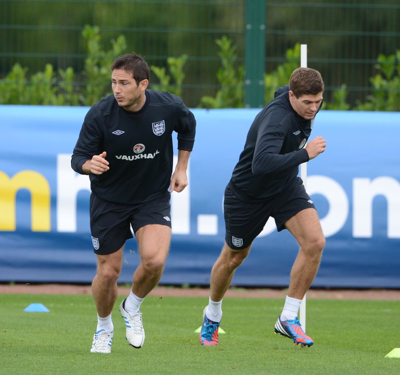 那不勒斯该, 我认为最大